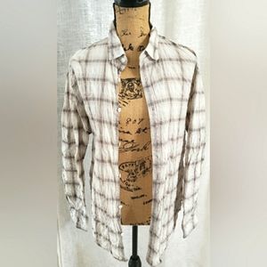 CALVIN KLEIN PLAID BUTTON UP